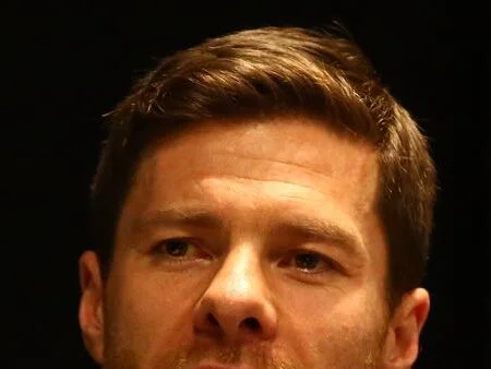 Xabi Alonso, spansk fotbollstränare och tidigare mittfältare